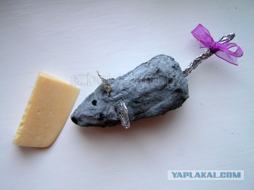 Ну у него и щёки