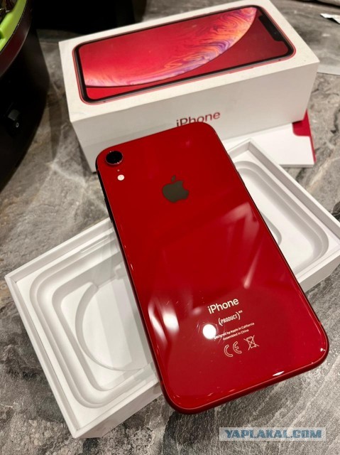 продам iPhone XR