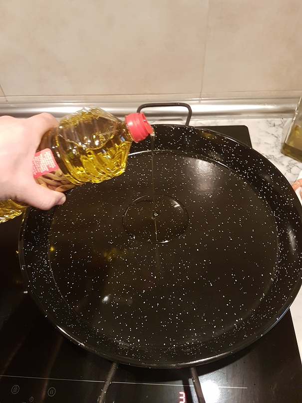 Настоящая Испания изнутри: как готовят паэлью из морепродуктов сами испанцы