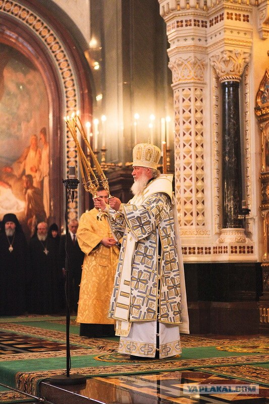 Гулянка РПЦ. ДР директора Свечного заводика