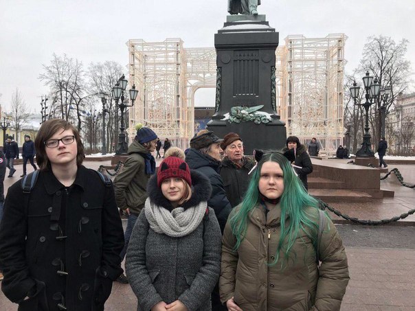 Москва, Тверская, многотысячный митинг протеста, вид сверху (снято с дрона)