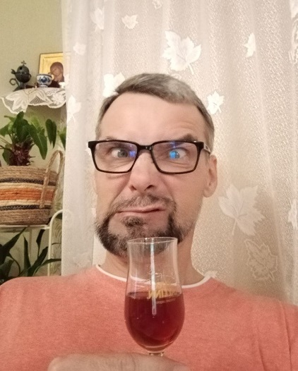Хозяйство у жениха маленькое, жену не найдет!