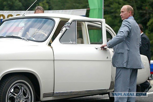 Авто Кризис 2025. Мнение: «Оцените коррупционность идеи». Автодилеры предлагают задушить старые машины налогами и ТО