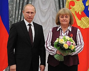 Есть и другая женщина-космонавт