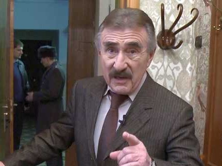 Почему Брежнев, нарушив закон, приказал расстрелять подростка