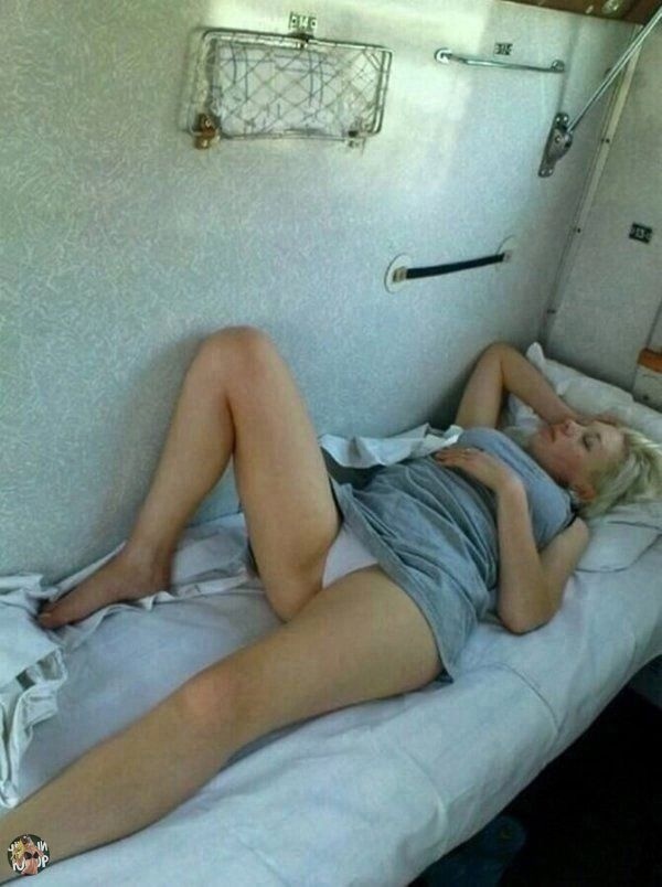 Пятница. И немного слегка пошлых картинок с надписями и без 16+ (13.05)