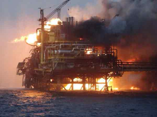 Система эвакуации с морской нефтедобывающей платформы