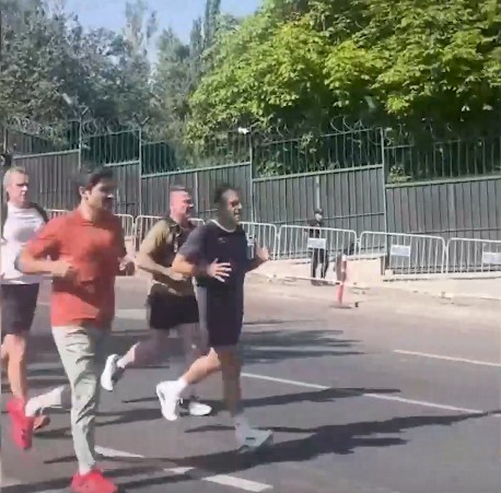 Евросоюз ввел санкции против VK и «Макс»