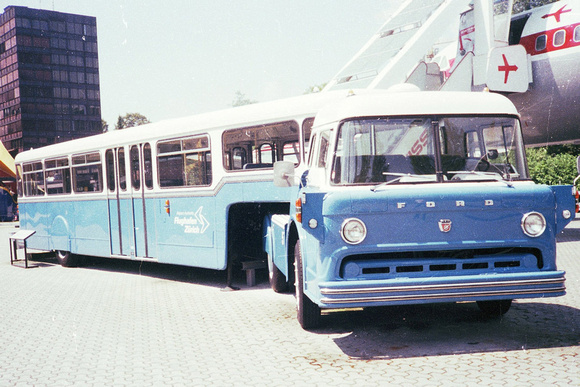 Игра на ЯПе: Угадай АВТО-9