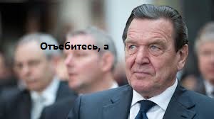 Картина британского художника Бэнкси самоуничтожилась после продажи на аукционе Sotheby's за $1,3 млн