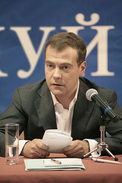 Дмитрий Медведев не нашел в Саратовской области достойных условий жизни