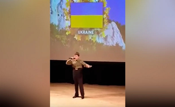 На Украине затравили мальчика-сироту за исполнение песни "Смуглянка" в Лондоне