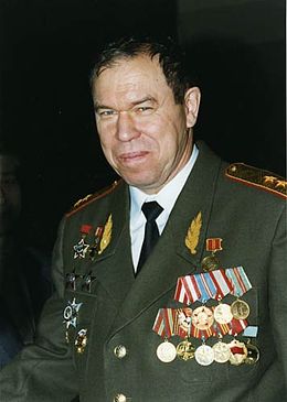 Герой России. Боевой офицер - не достоин. Зиничев на вторые сутки...