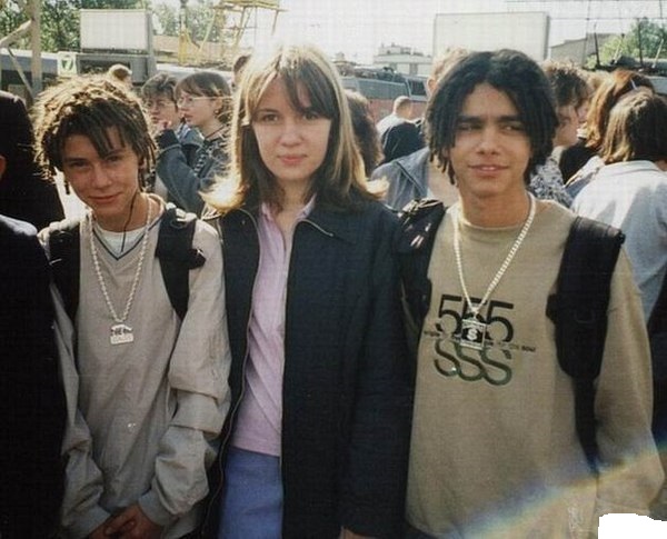 2000 год. Децл "поясняет" за шмот и не только
