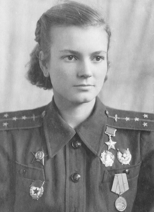 А давайте свой Бессмертный Полк сделаем? Я начинаю. Все таки канун Дня Победы