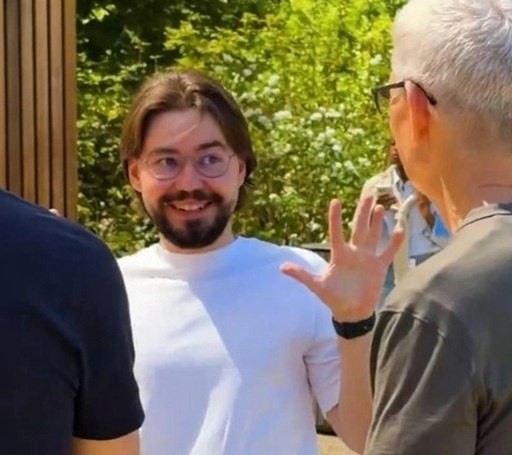 22-летний россиянин впечатлил главу Apple