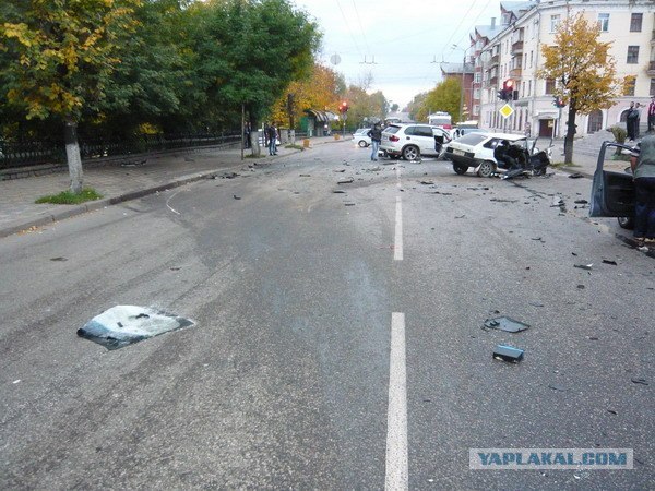 Как власти Кирова защищают "мажора" на BMW X5