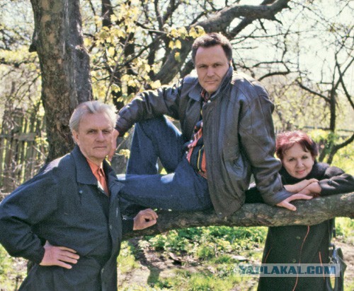 Как выглядят и чем живут дети ушедших советских актеров
