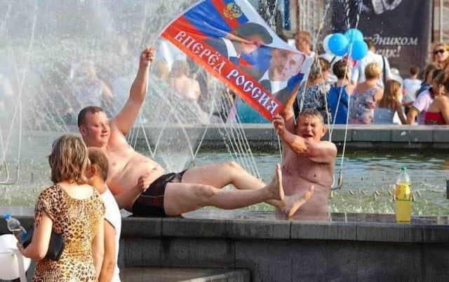 Пьяный уроженец Курской области с криком «За ВДВ!» выпрыгнул на севере Москвы из окна 13-го этажа