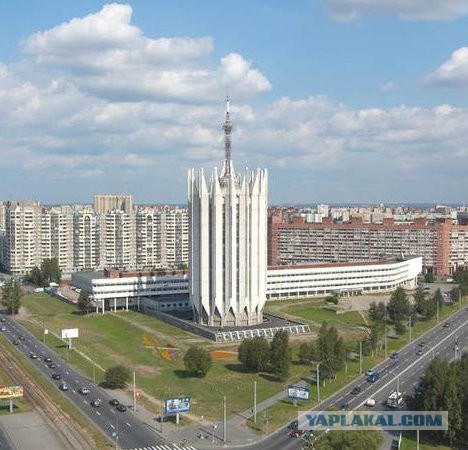 Какие прозвища дают памятникам в России