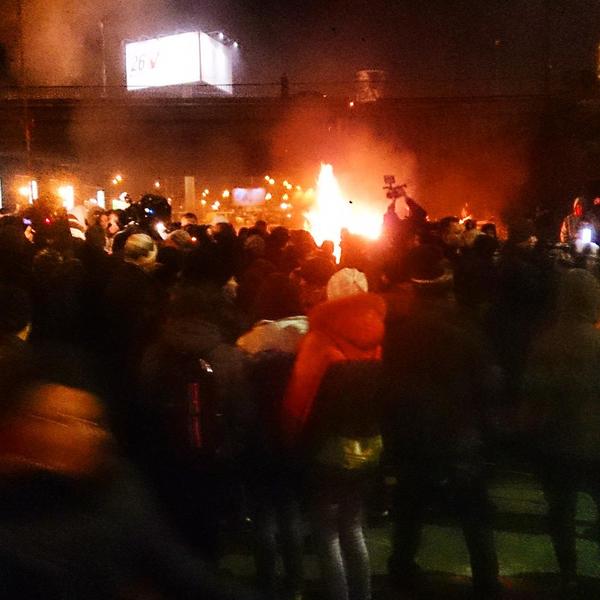 Драка в Киеве. Милиция бьет онижедетей