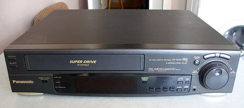 Топ 7 видеомагнитофонов постсоветской эпохи. Смотри – не хочу!