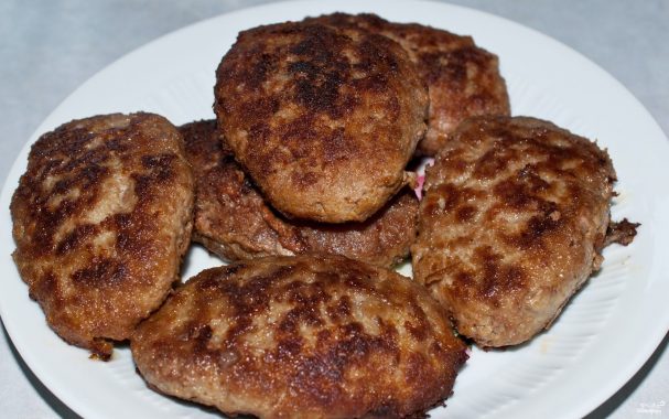 «Макдоналдс» обнародовал новое название сети ресторанов в России