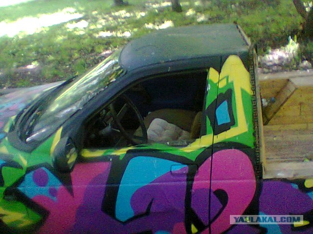 Житель Турции соорудил автомобиль из дерева: за 15 дней смастерил только с помощью пилы и дрели