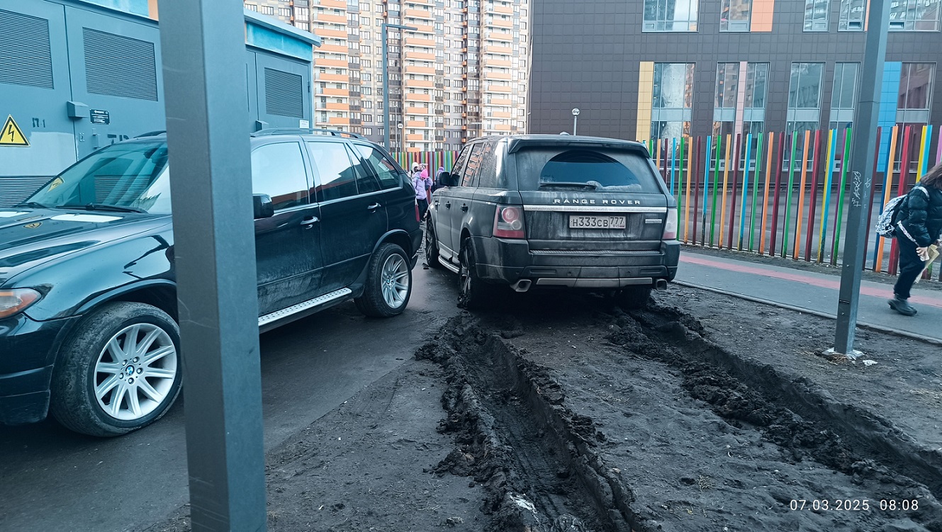 «Мне плевать на всех. Езжу как хочу»