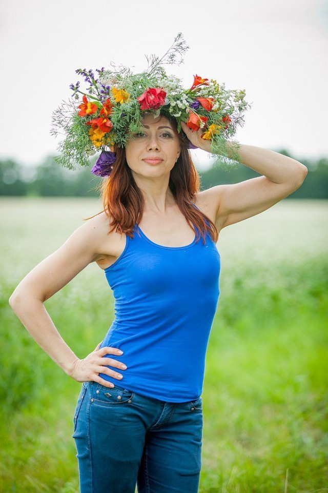 Красивые женщины с сайтов знакомств, которым за 40