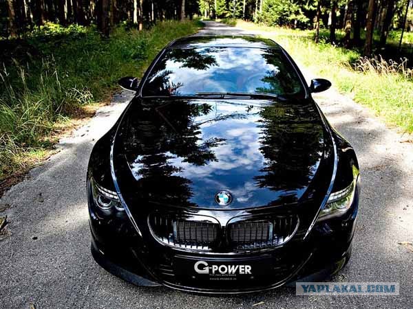 Разбил BMW M6 в знак протеста
