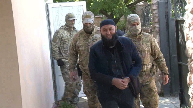 20 участников террористической организации "Хизб ут-Тахрир аль-Ислами"* задержаны в Крыму