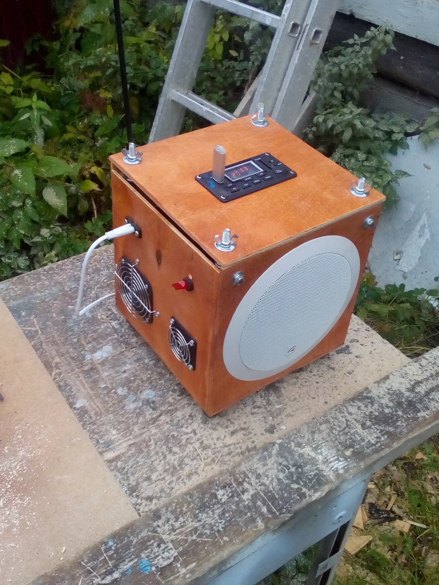 Бумбокс из трубы своими руками