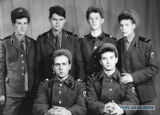 Мужики! Давайте свои фото в армии и сейчас!
