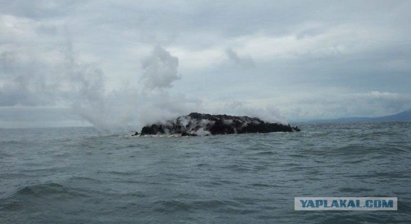 Рождение нового острова (5 фото)