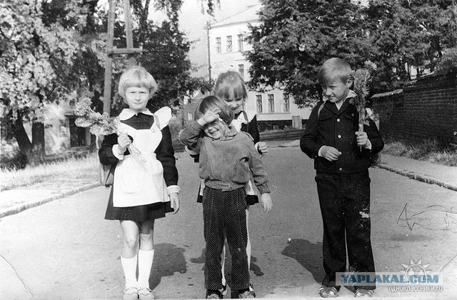 Как нас  собирали мамы и папы на улицу