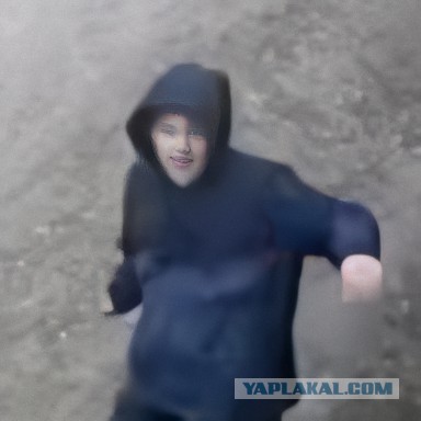 Отморозки регулярно бьют окна в больнице