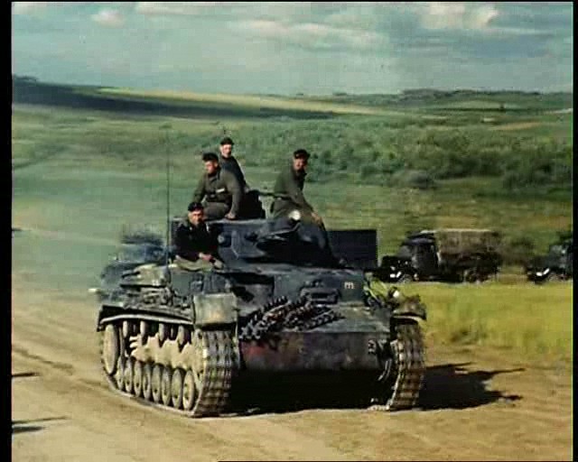 Цветные фотографии бронетехники времён Второй мировой войны