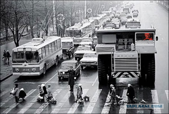 Автомобильная жизнь в СССР.