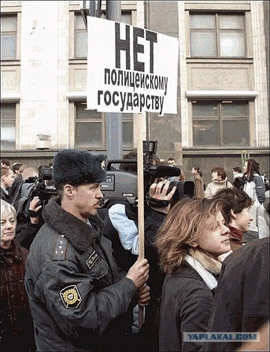 Соседка аля Гитлерша !