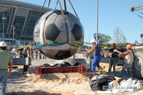 Попросил пса принести палочку