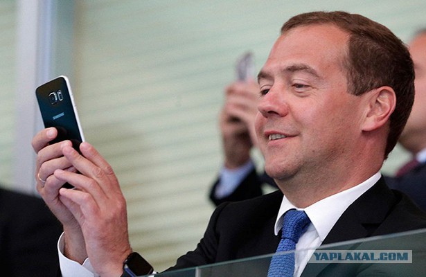 Законопроект о платной регистрации мобильных устройств внесен на рассмотрение в Думу