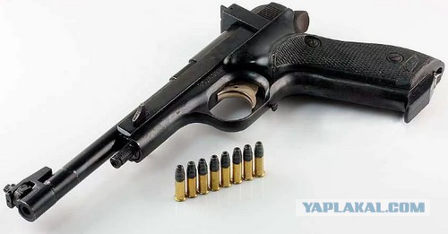 Почему покончил с собой режиссер «Джентльменов удачи» и какой страшный финал ожидал его дочь