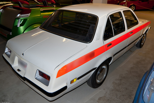 Игра на ЯПе: Угадай АВТО-5