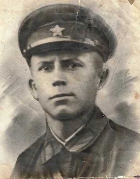 А давайте свой Бессмертный Полк сделаем? Я начинаю. Все таки канун Дня Победы
