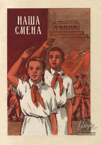 Нашли на улице галчонка и использовали его в роли боксерской груши
