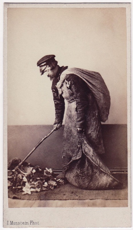 История в фотографиях
