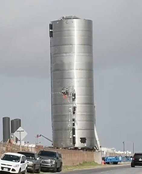 Топливный бак SpaceX Starship разорвался во время испытаний, но это никого не удивило