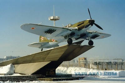 20 самых интересных авиапамятников