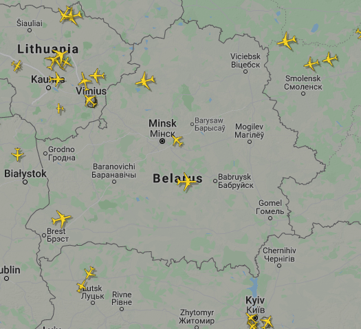 Саммит ЕС принял решение запретить белорусским авиакомпаниям полеты в Евросоюз и призвал отказаться от полетов над Беларусью